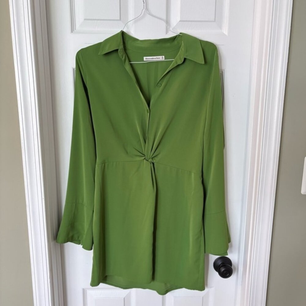 Abercrombie & Fitch Green Long Sleeve Blouse